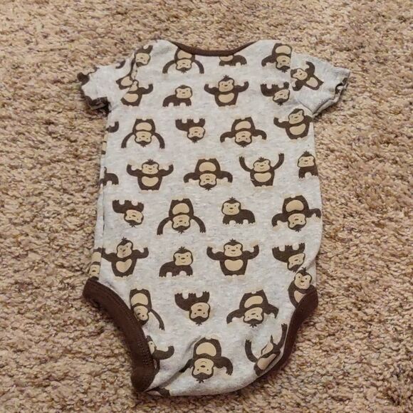Carter's size 6 months gray onesie brown tan monkey print excellent condition - Picture 2 of 3